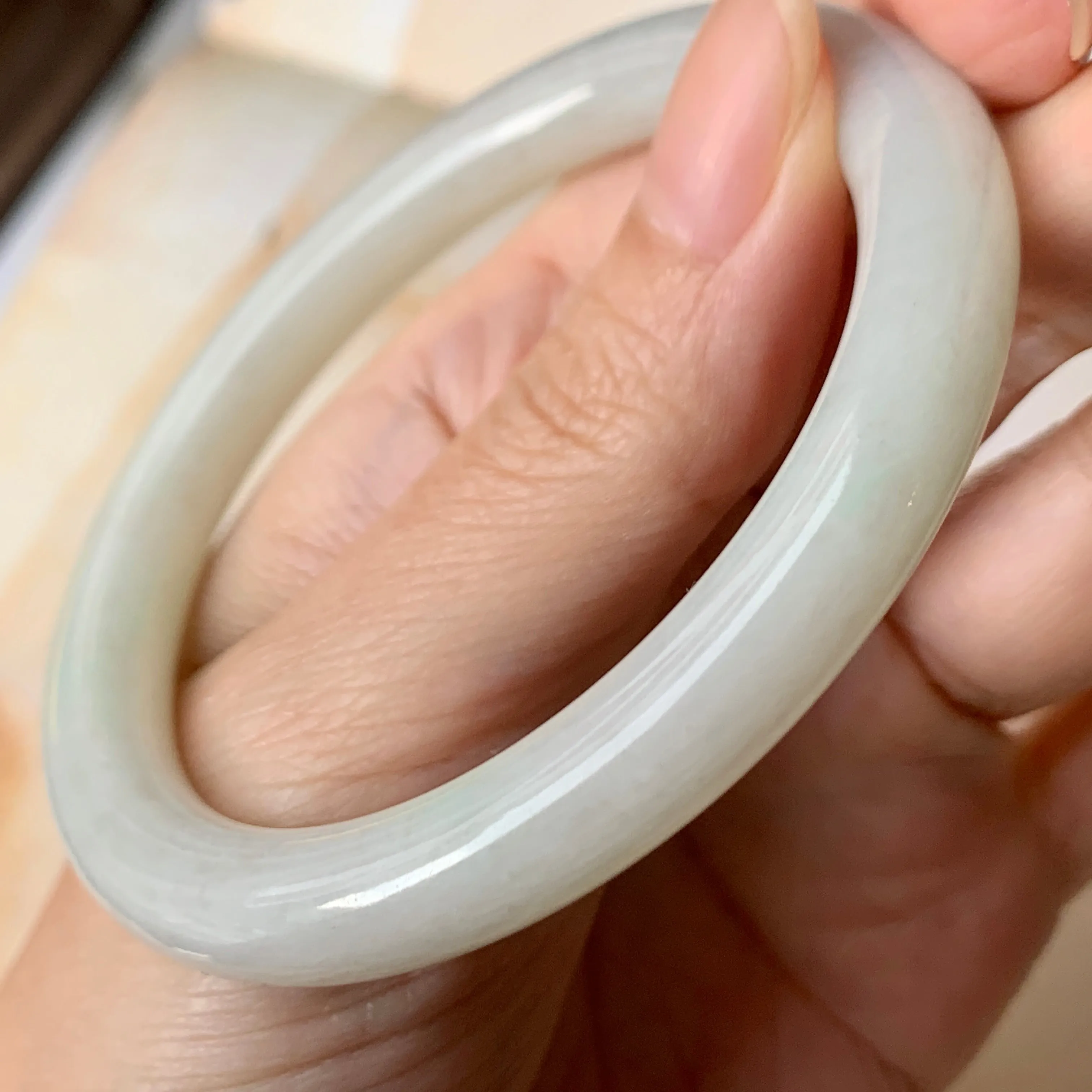 56.6mm A-Grade Natural Light Yellowish Green Jadeite Traditional Round Bangle No.151923