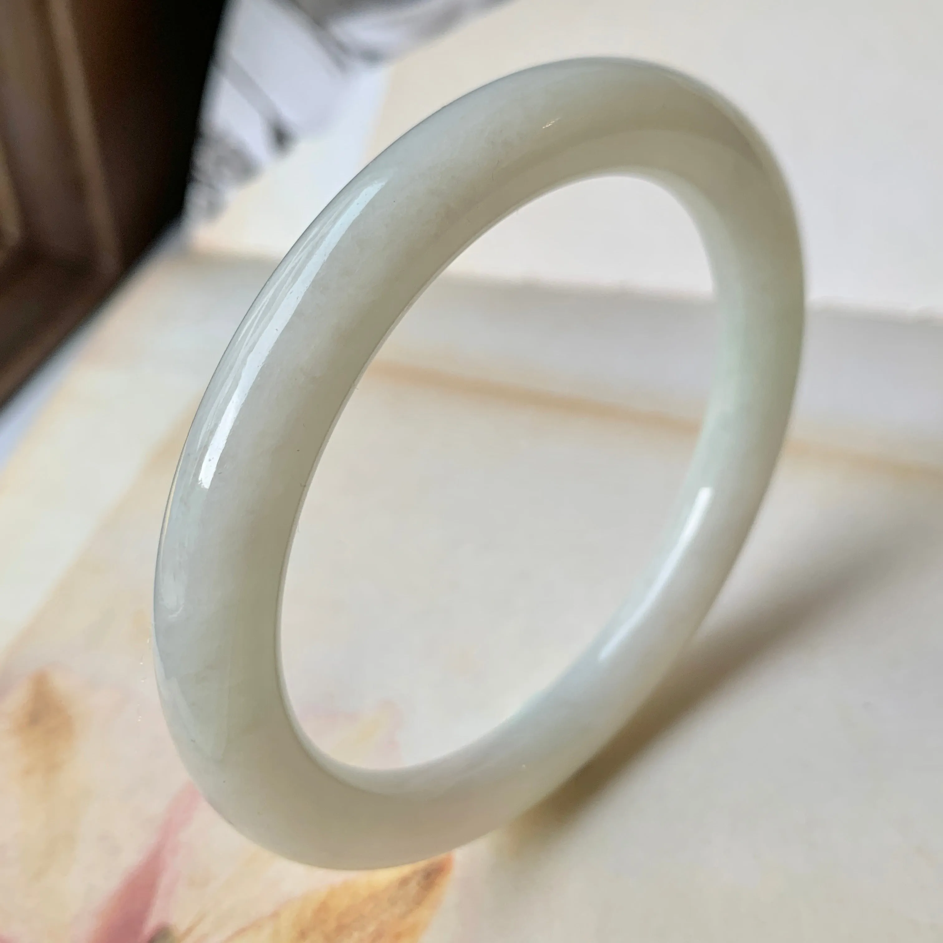 56.6mm A-Grade Natural Light Yellowish Green Jadeite Traditional Round Bangle No.151923