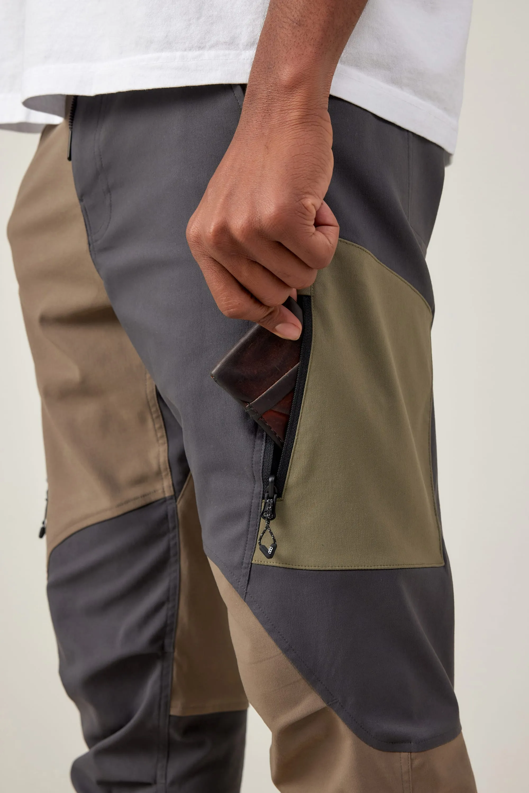 686 Men's Anything Cargo Pant - Slim Fit