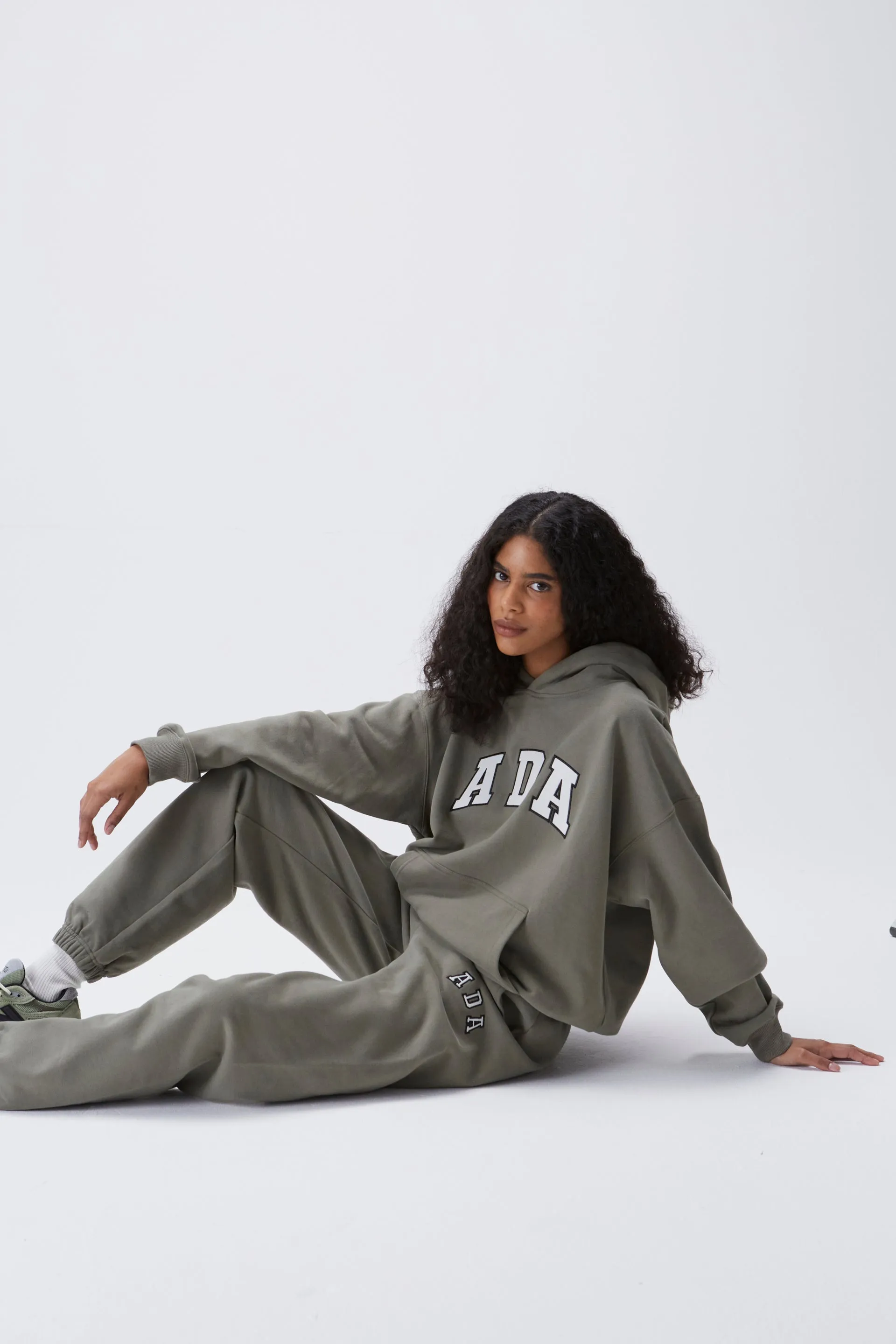 ADA Sweatpants - Olive Green