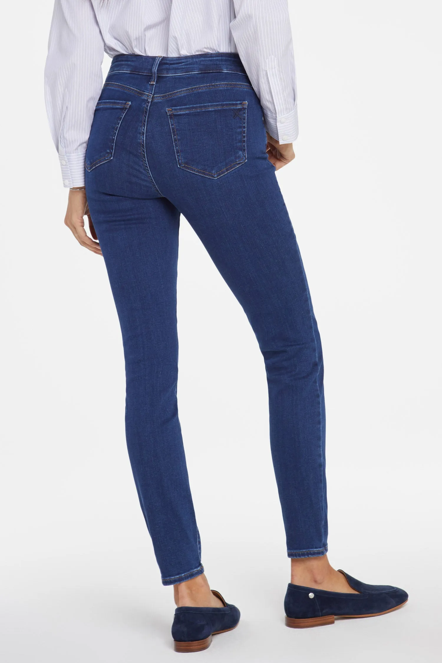 Ami Skinny Jeans In Petite - Quinn