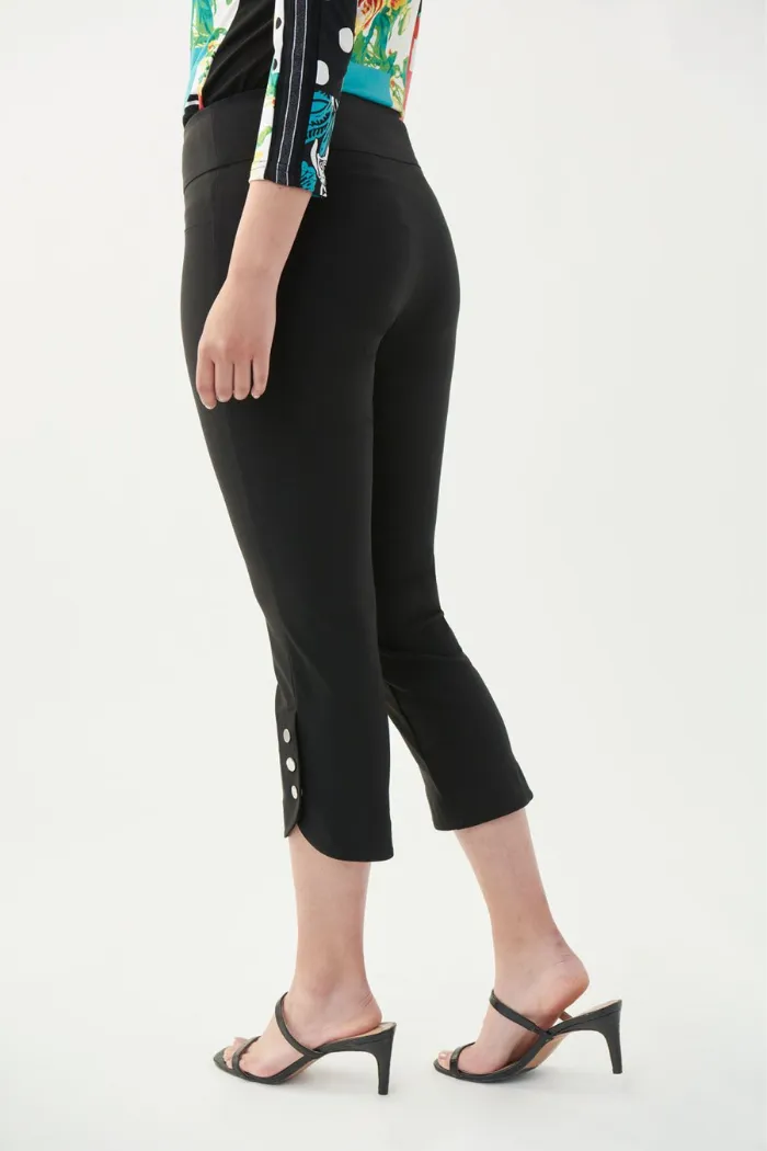 Button Detail Capris