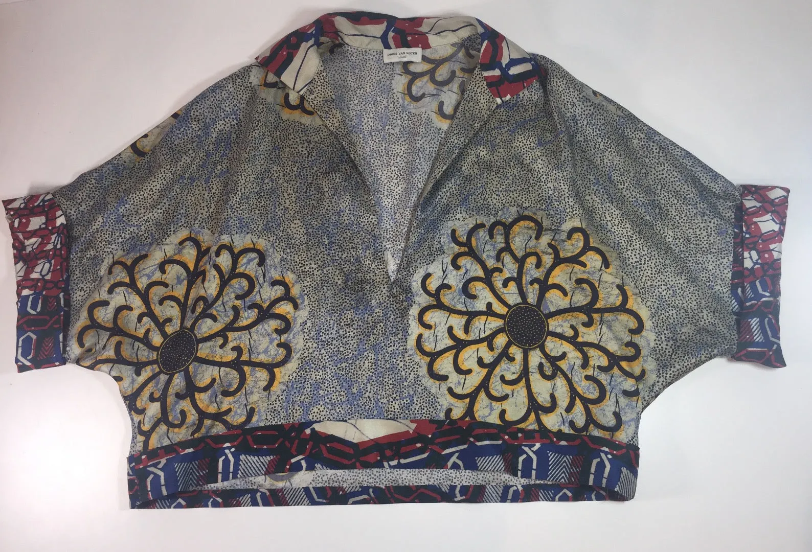 DRIES VAN NOTEN Deep V-Neck Cuffed Silk Blouse Size Small 4-6