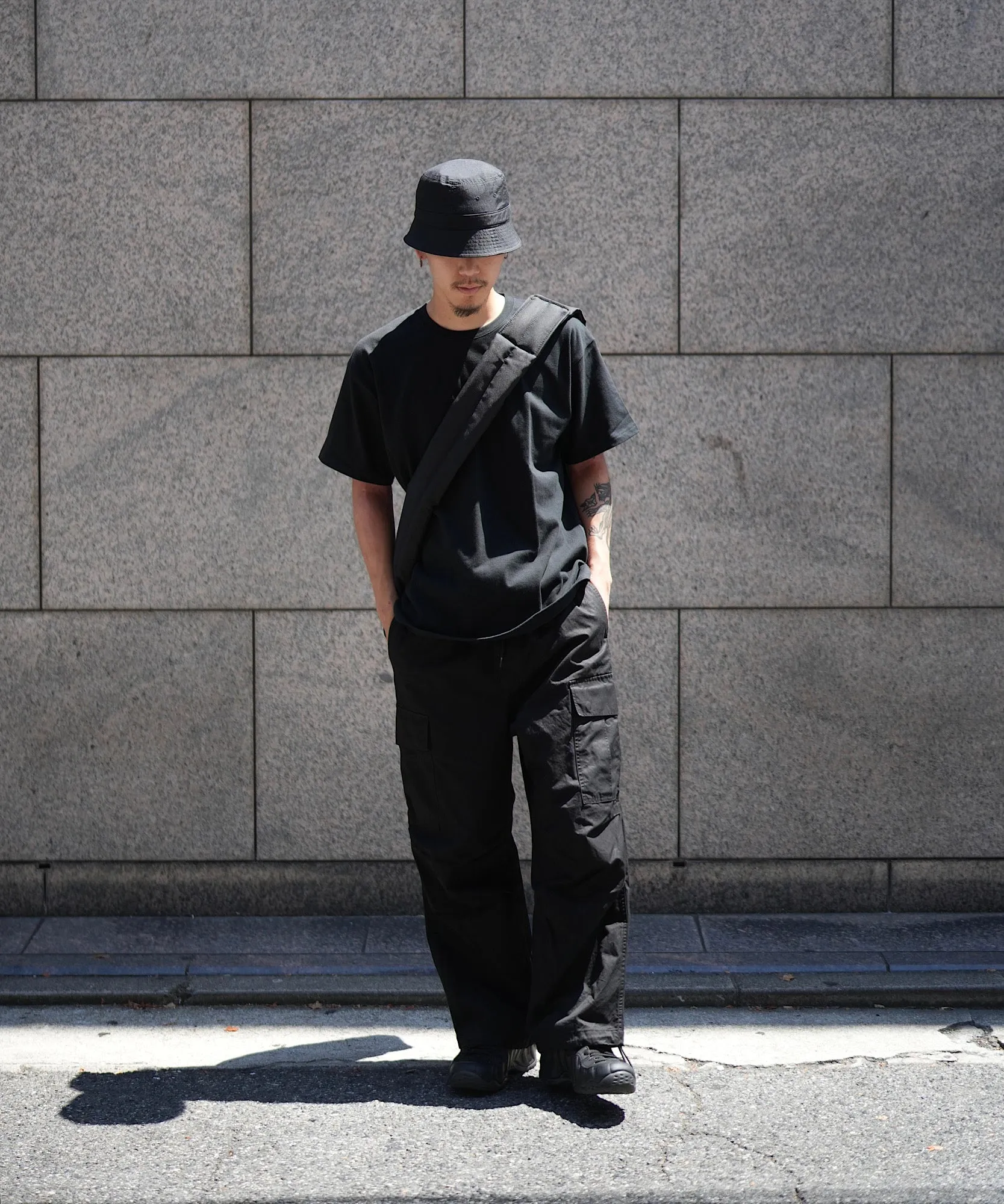 GARMENT DYE FIELD EASY PANTS "BLACK"