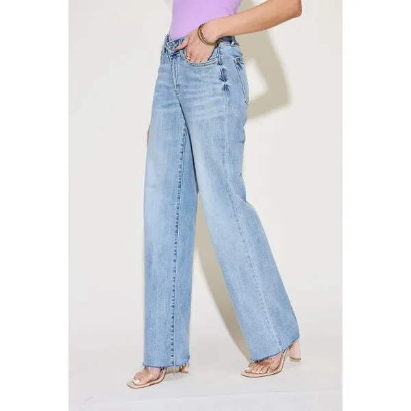 Judy Blue Full Size V Front Waistband Straight Jeans