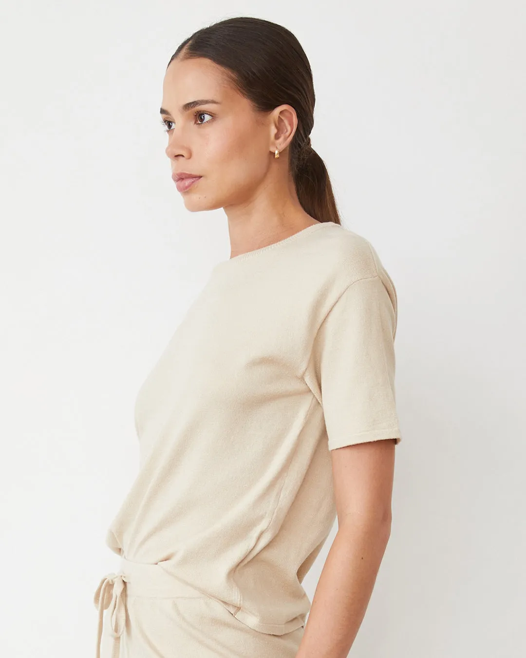 Light Soft Knit Basic Tee