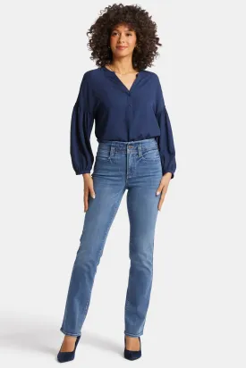 Marilyn Straight Jeans In Petite - Clear Brook