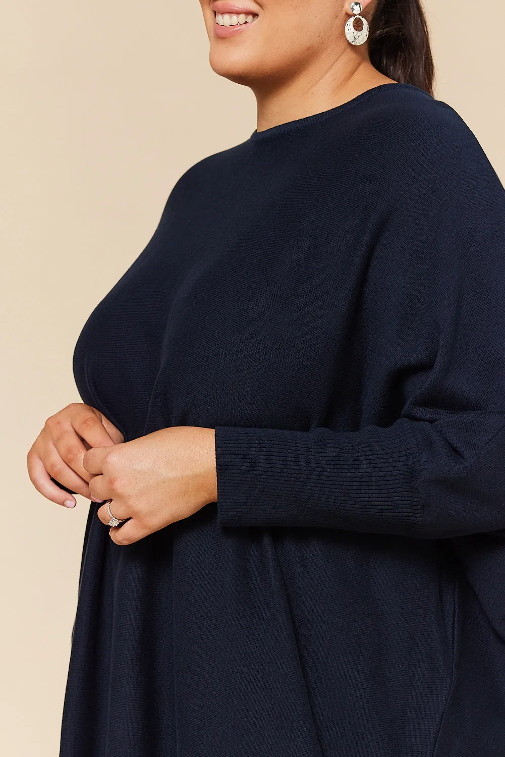 Mia Oversized Jumper in Navy