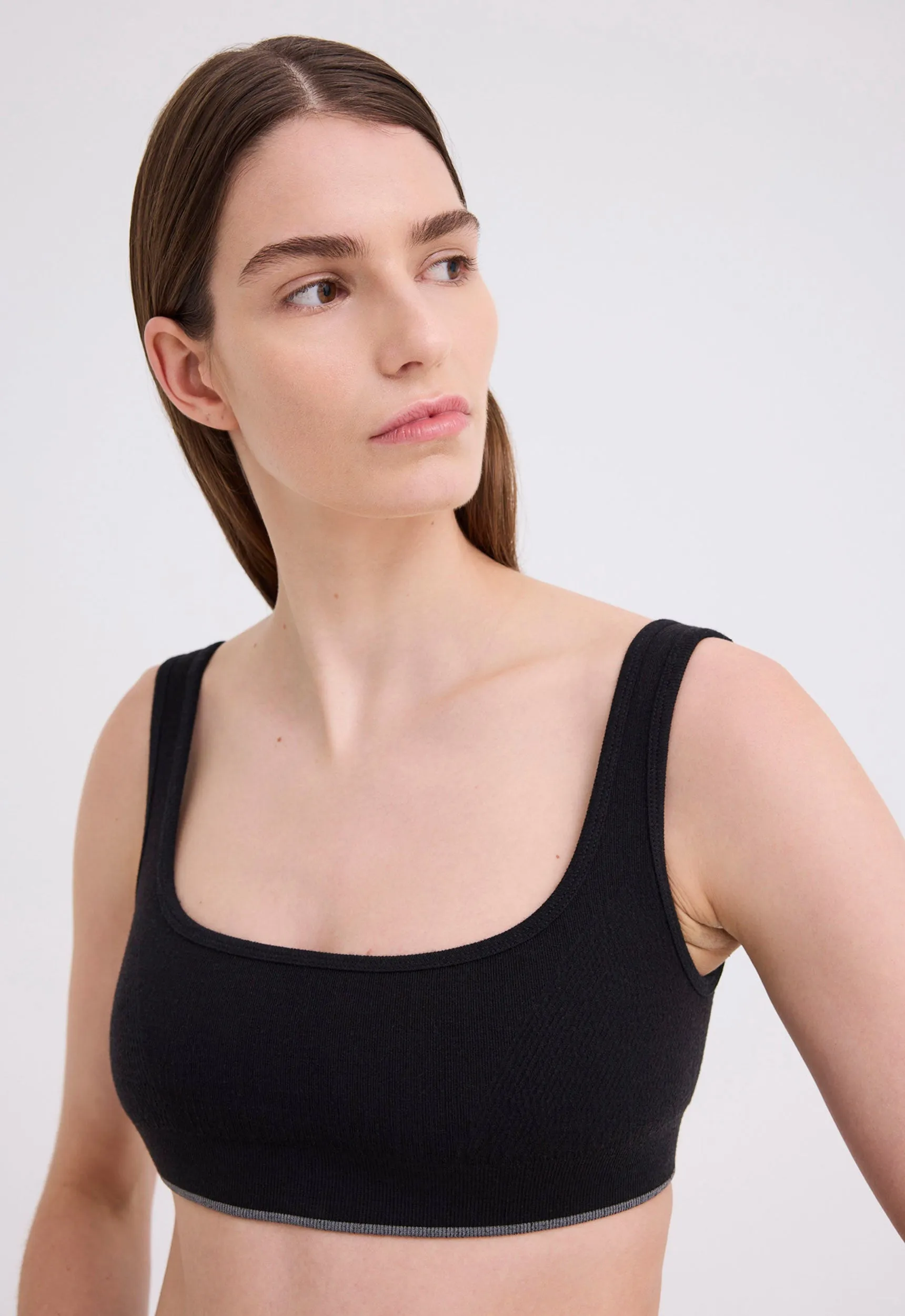 NAGNATA Classic Wool Bralet - Black