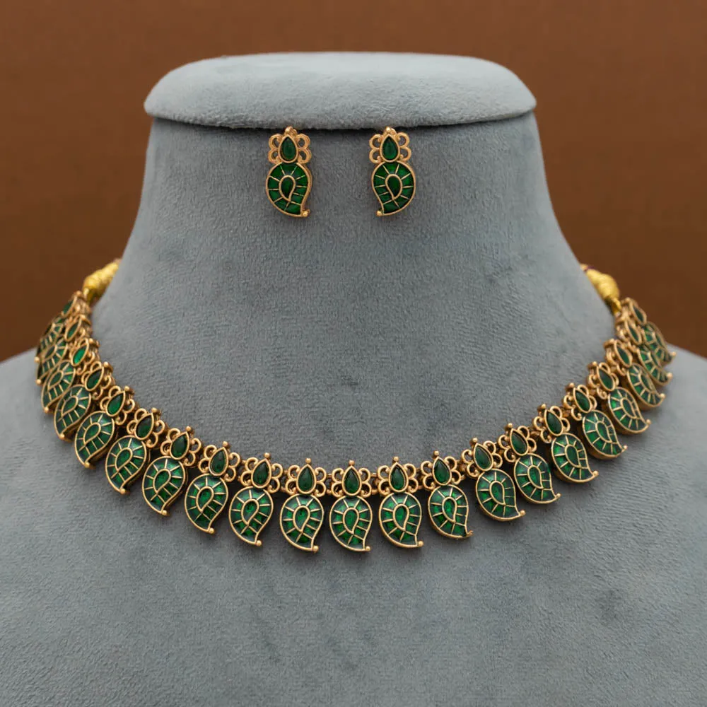 NV101459 - Traditional Necklace Earring Set