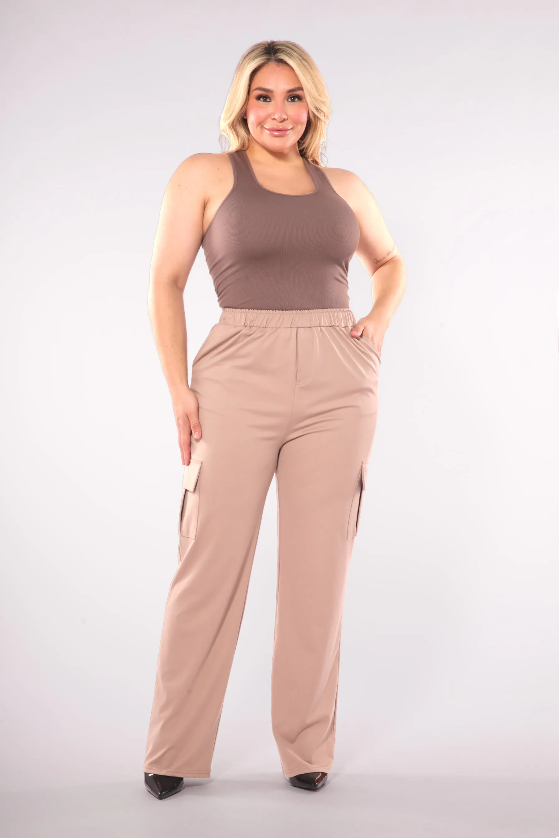 Plus Size High Rise Straight Leg Cargo Pants - Latte