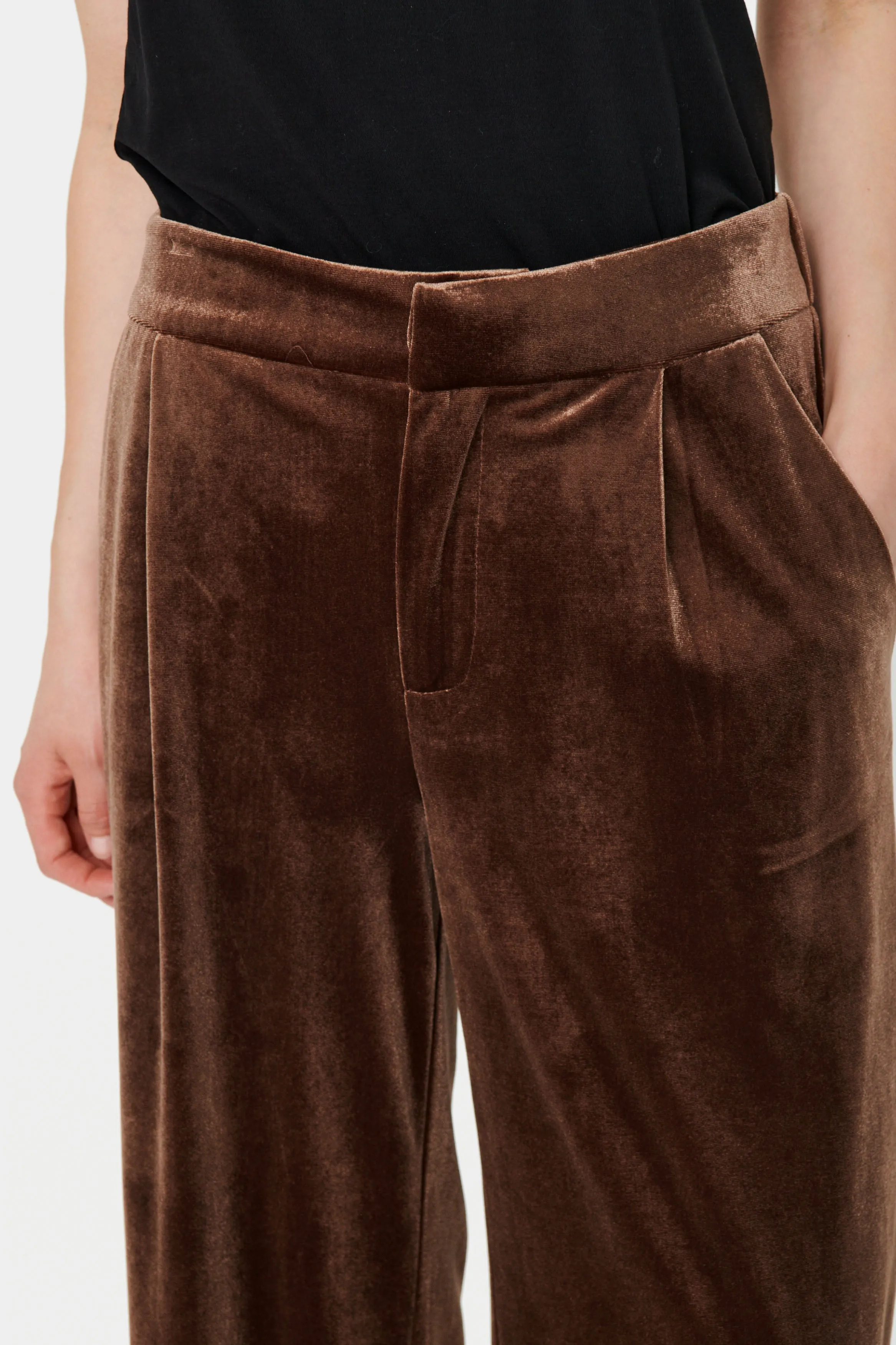 Saint Tropez Bree Velvet Trousers in Chocolate Brown