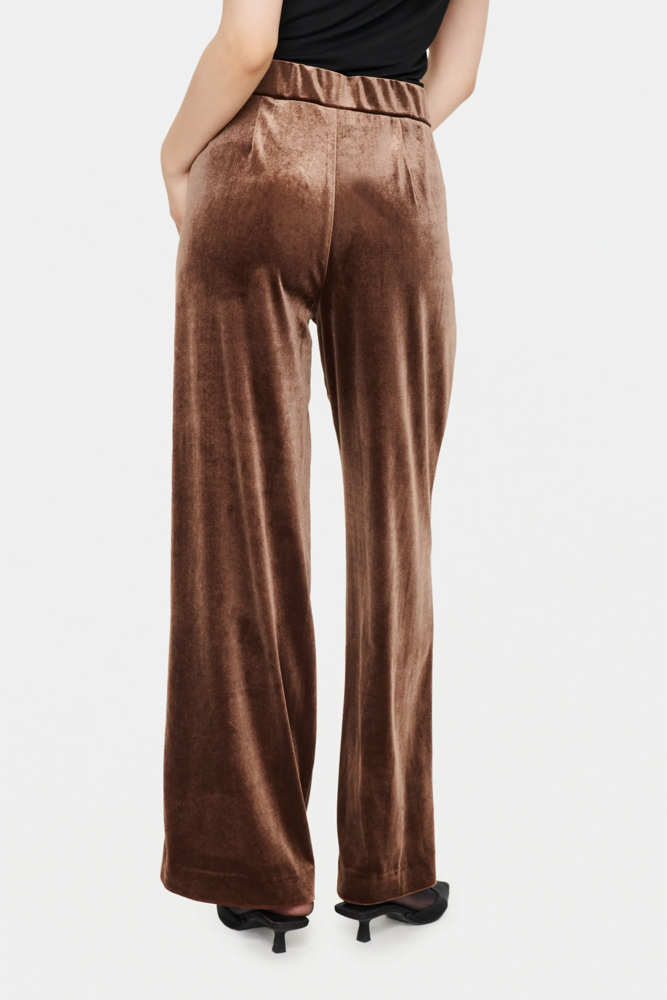 Saint Tropez Bree Velvet Trousers in Chocolate Brown