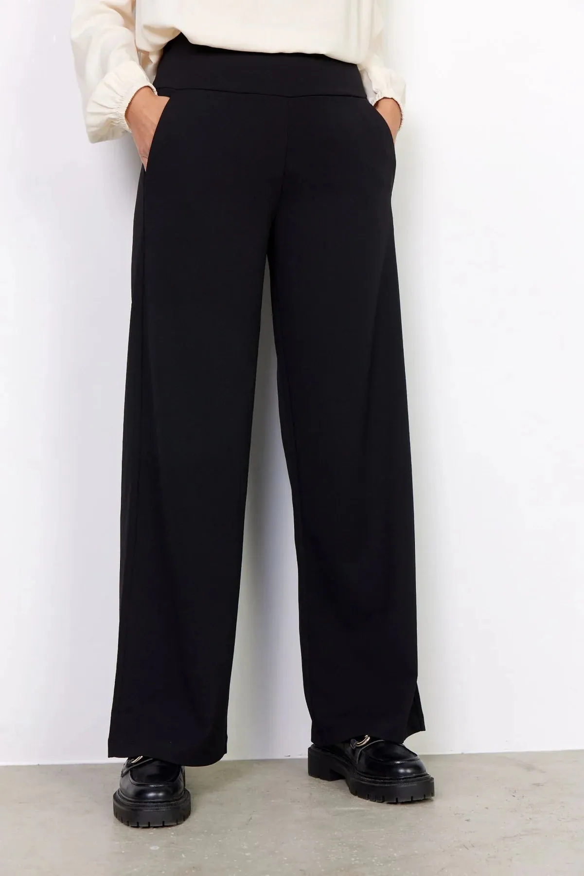 Soyaconcept Siham Classic Black Wide Leg Trousers